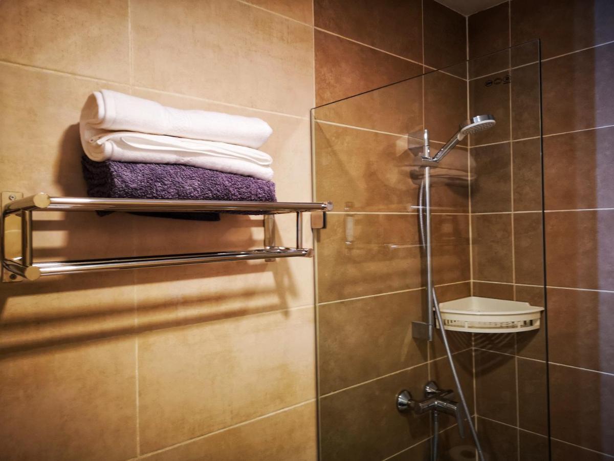 E14, Forest View Apartments, Deposit Required To Confirm Booking Kololi Exterior foto